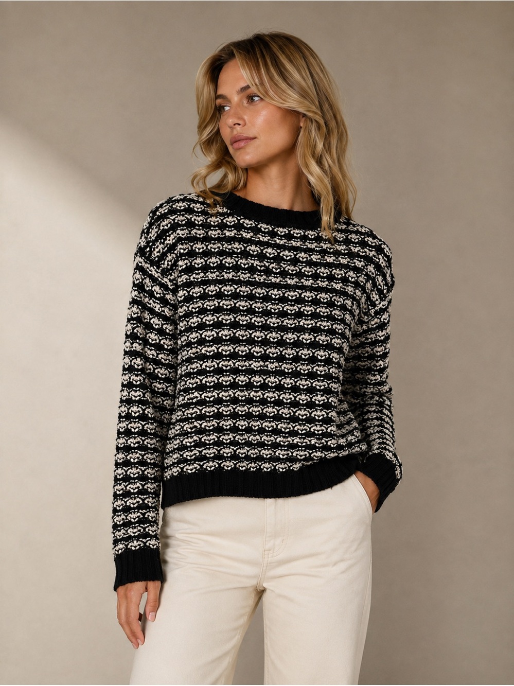 Oui Knit Women’s Sweater in Black & White
